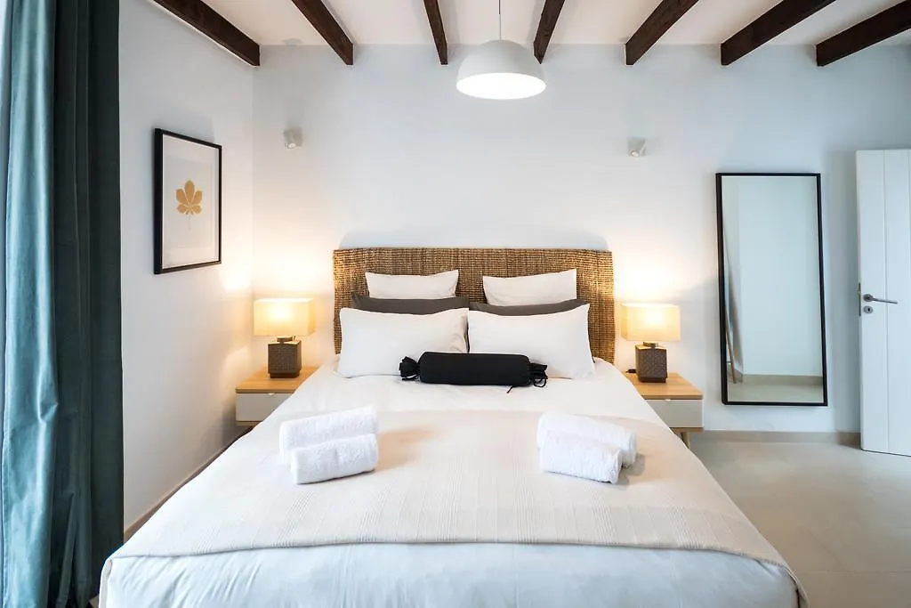 Villa Alcalde Macher 0*,  Spain